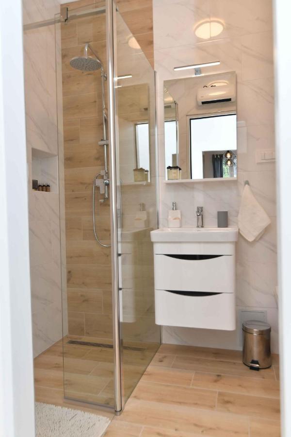 לובראן Apartman Leona מראה חיצוני תמונה